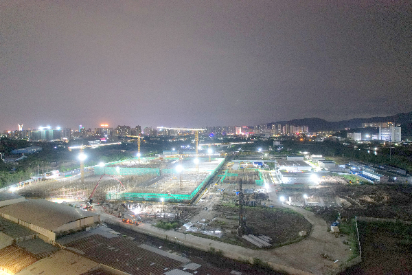 5夜间抢工场面.JPG